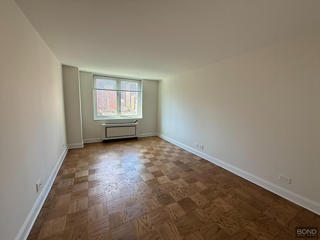 Foto del edificio - 400 E 71st St