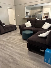 Building Photo - 318 Elm St