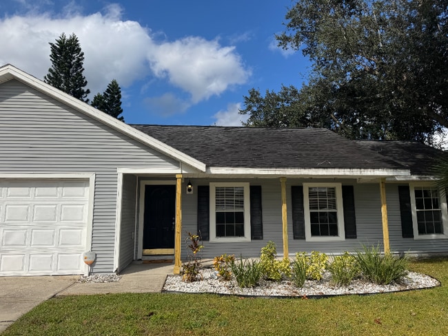 Building Photo - 1002 Stout Ct