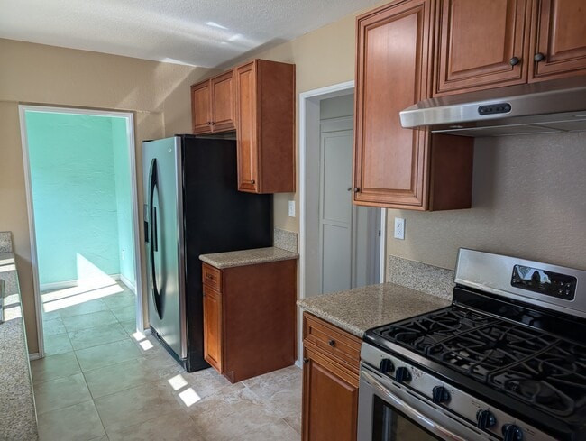 Granite countertops throughout - 4828 Sawtelle Blvd