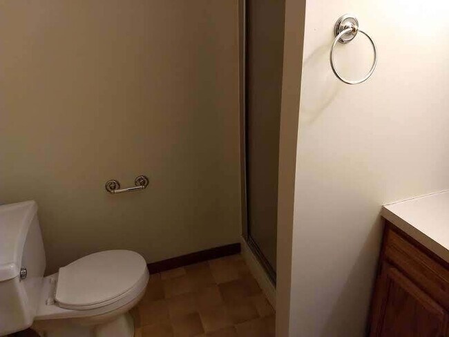 Foto del edificio - 3 br, 2 bath House - 3106 Deming St.
