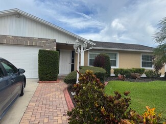 Building Photo - 639 Meadowvale Dr