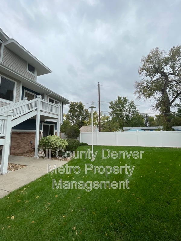 Photo - 5014 Everett St Apartment