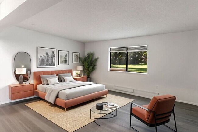 Building Photo - Spacious 2 Bed, 1 Bath Apartment: Ideal for Comfort and Convenience