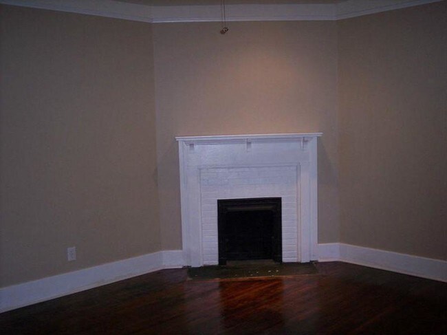 Building Photo - 5060 Austell Powder Springs Rd.