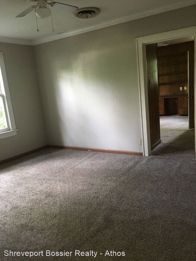 Foto del edificio - 3 br, 2 bath House - 2619 Merwin St