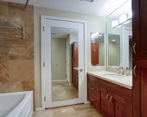 Building Photo - 7141 E Rancho Vista Dr