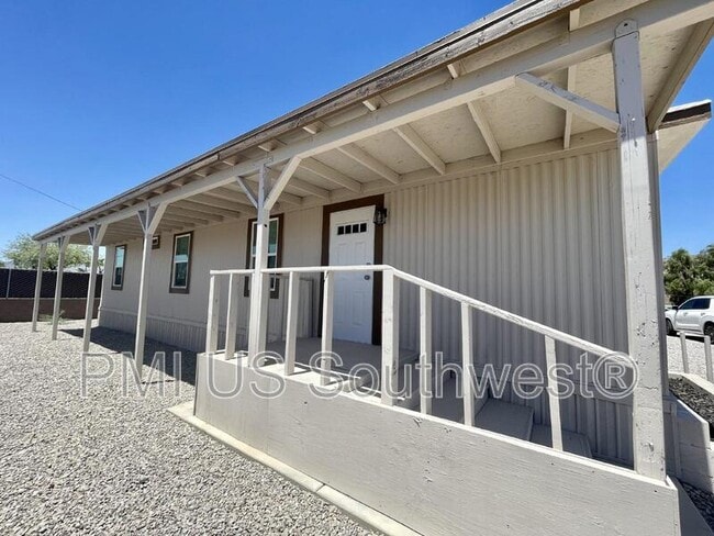 Foto del edificio - 437 Riverfront Dr