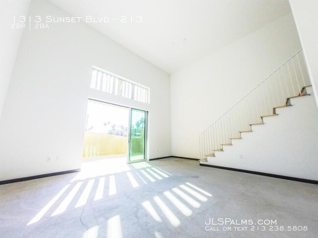 Foto del edificio - 1313 Sunset Blvd