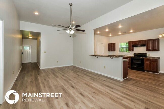 Foto del edificio - 6600 Finch Rd