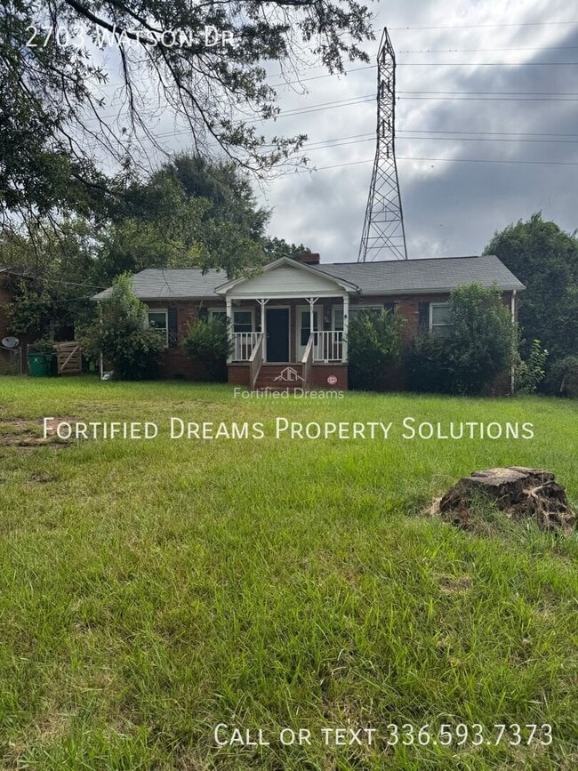 Building Photo - 2703 Watson Dr