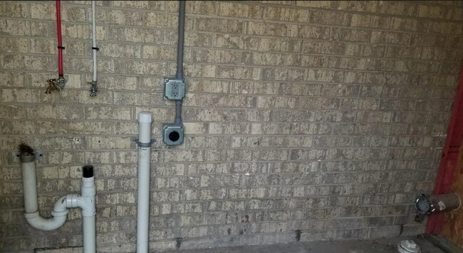 Foto del edificio - 4013 Amoor Ave
