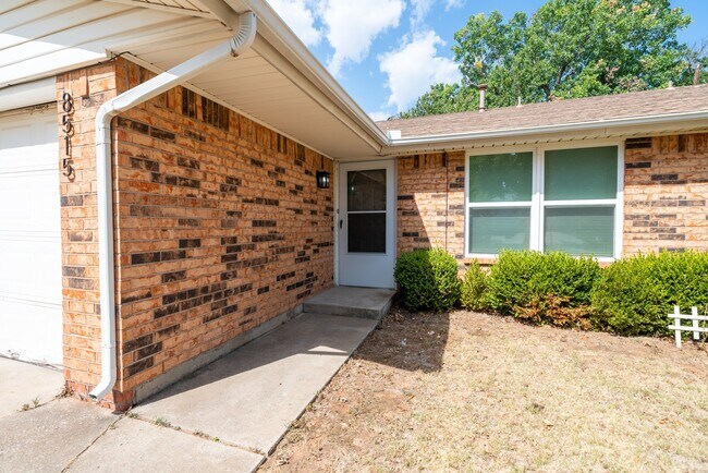 Foto del edificio - 8515 Wakefield Dr