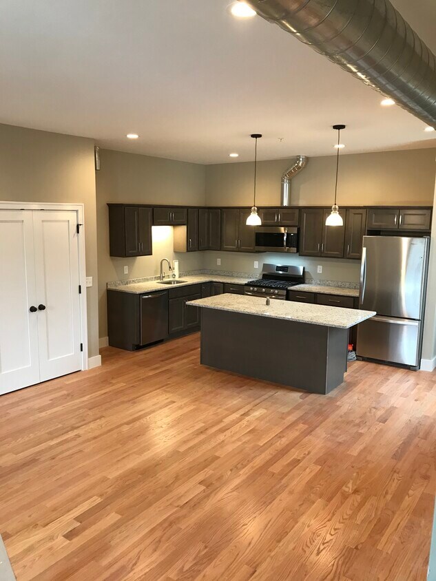 790 Main St, Windham, CT 06226 Apartments in Windham, CT