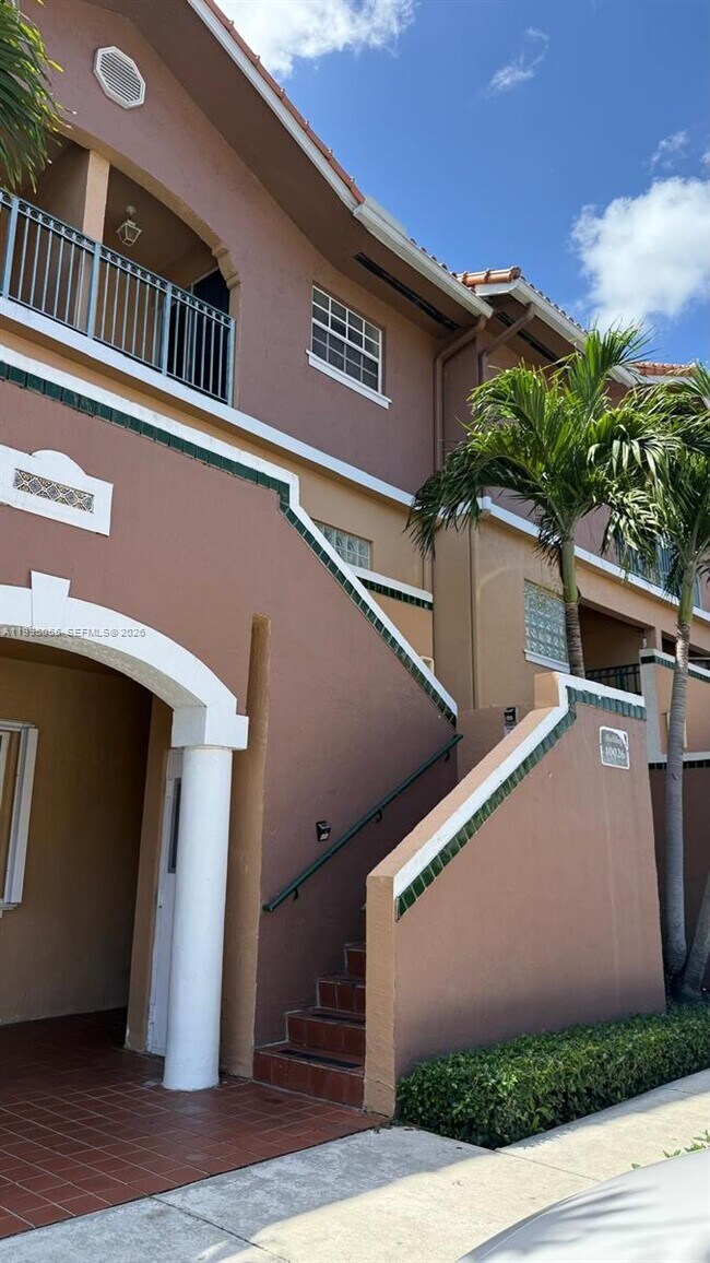 Building Photo - 10026 Hammocks Blvd