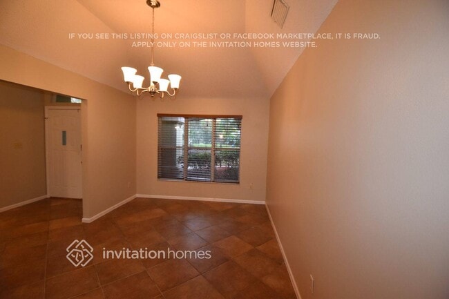 Building Photo - 1456 Deer Lake Cir