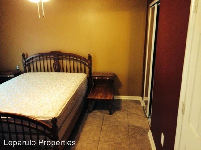 Building Photo - 741 White Dr