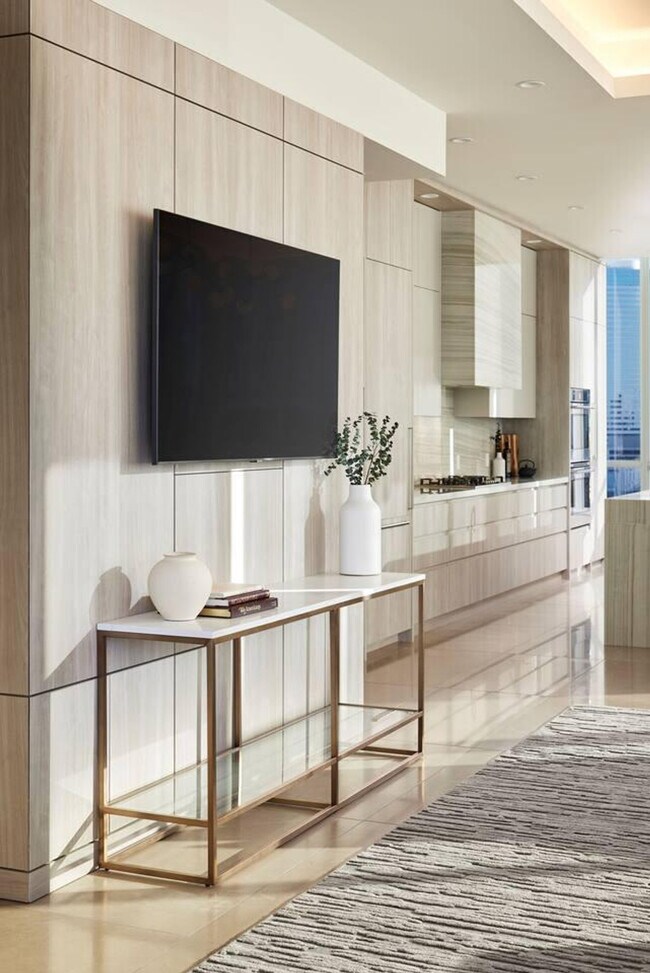 Building Photo - 1077 Lenora St