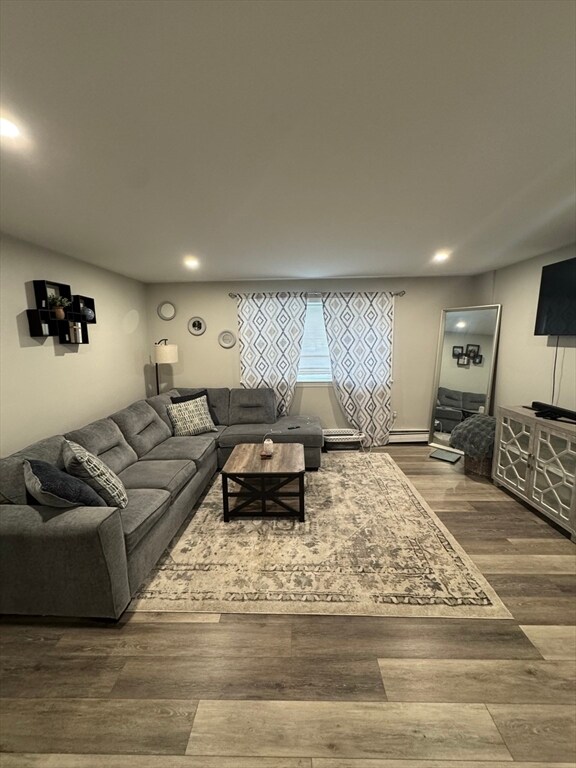 Foto del edificio - 1395 Furnace Brook Pkwy