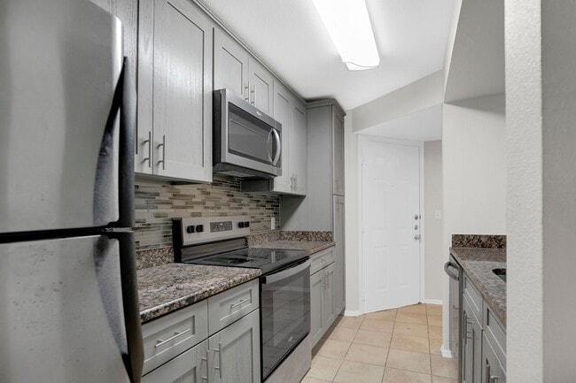 Photo - 421 Summit Ridge Pl (Longwood, FL) Townhome