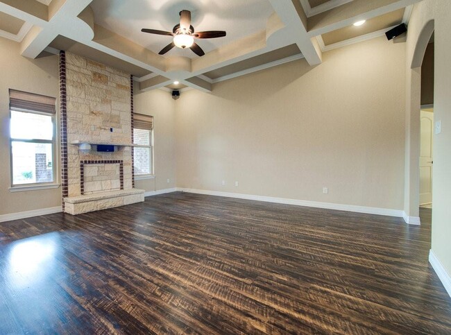Building Photo - 420 Jake Dr