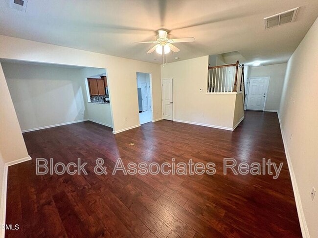 Building Photo - 117 Olivet Loop