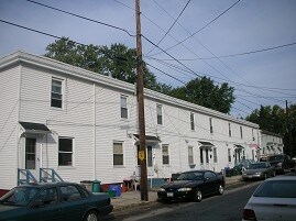 Primary Photo - Langsberries Avenue Apartments