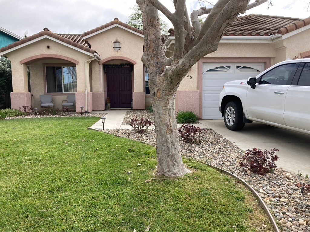 street view - 340 Riverview Dr