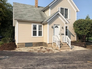 Building Photo - 42 W Belvidere Rd