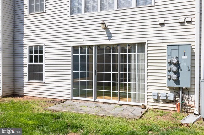 Building Photo - 12105 Greenwood Ct