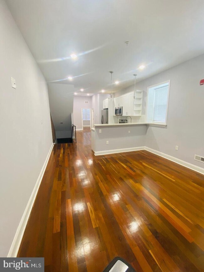 Foto del edificio - 2616 Cecil B. Moore Ave