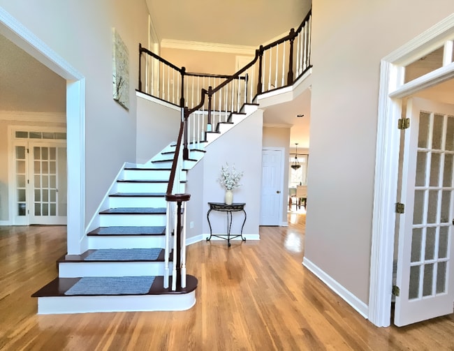 Building Photo - 110 Vicarage Ct