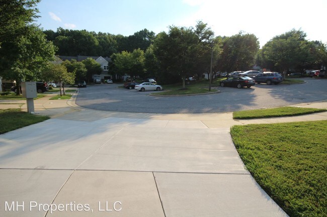 Building Photo - 4 br, 3.5 bath House - 5943 Gentle Call