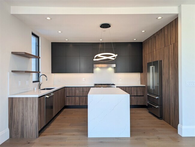 Foto del edificio - 2707 23rd St