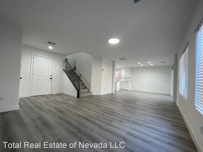 Foto del edificio - 3 br, 3 bath House - 6734 Erato Falls St.