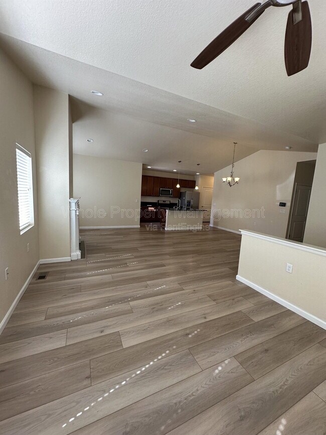 Foto del edificio - 12555 Monroe Dr