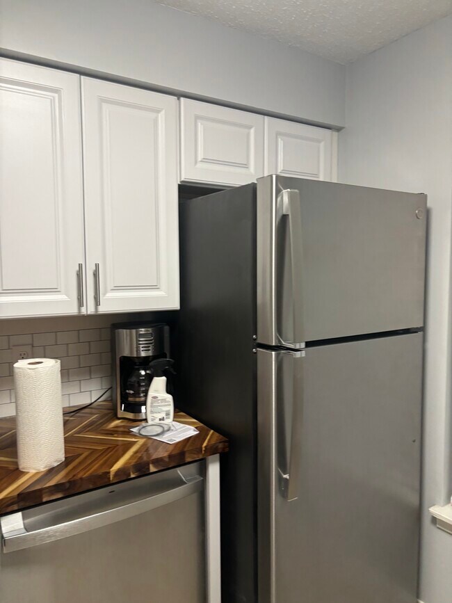 Foto del edificio - 317 Georgian Park Dr