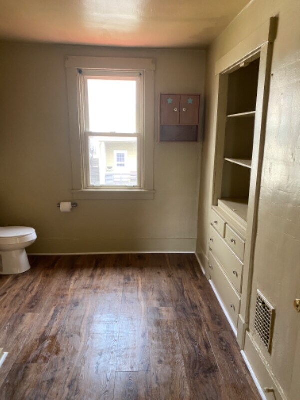 200 W 6th Ave, Tarentum, PA 15084 House Rental in Tarentum, PA