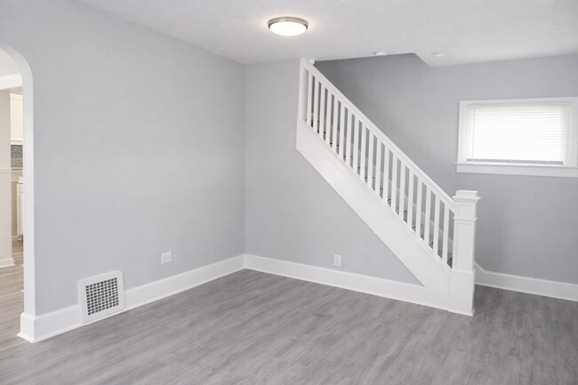 Foto del edificio - Updated 2 Bedroom SW Canton House for Rent