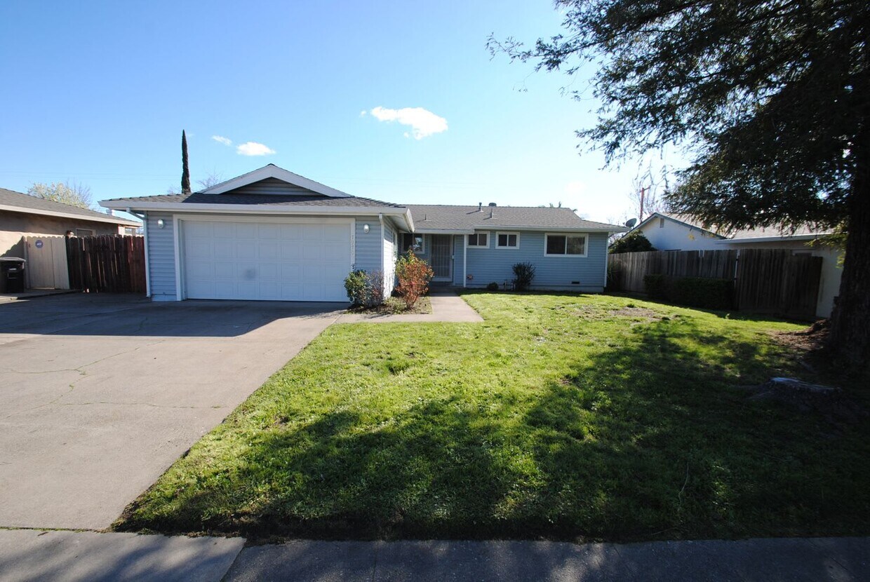 Foto principal - 7970 Oak Ave