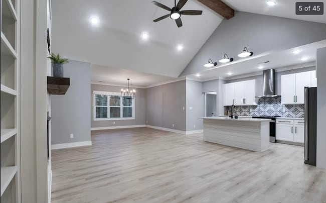 Building Photo - 104 Utsesti Way