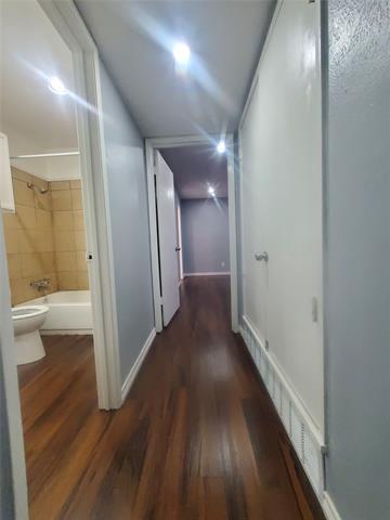 Foto del edificio - 7118 Blackwillow Ln