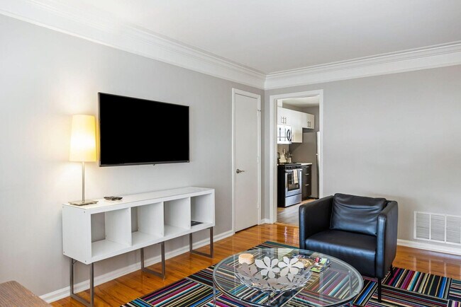 Foto del edificio - 15 Standish Ave NW