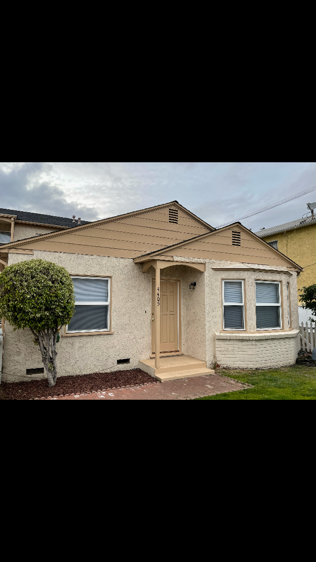 Building Photo - 4403 Ensign Ave