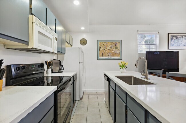 Foto del edificio - 2502 Laurel St