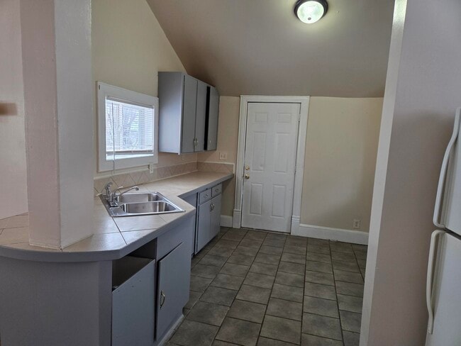 Building Photo - 3623 Fremont Ave N