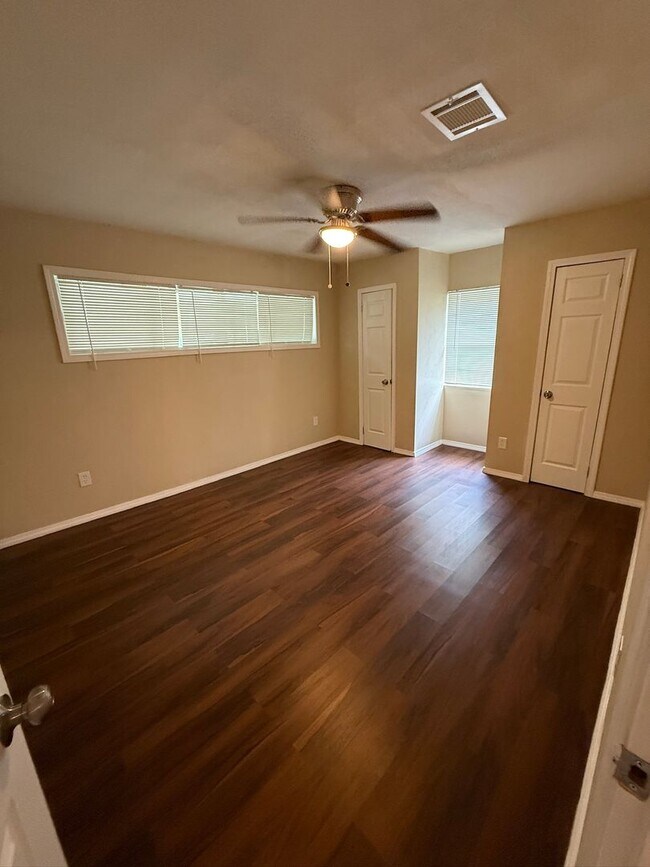 Building Photo - Spacious 3BED, 1BATH in Vidor