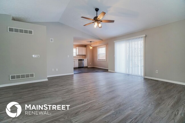 Foto del edificio - 9010 Trinity Cir