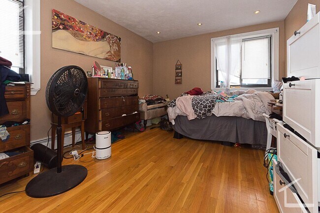 Foto del edificio - 1 bed in allston