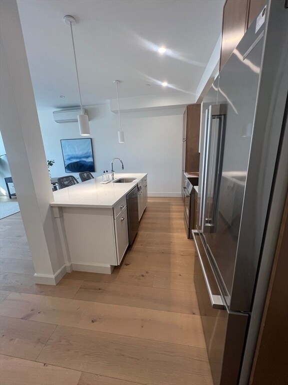 Foto del edificio - 105 Sea St